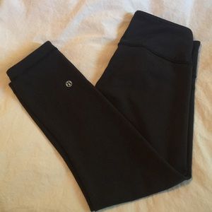 Reversible lululemon Wunder Under Cropped Leggings